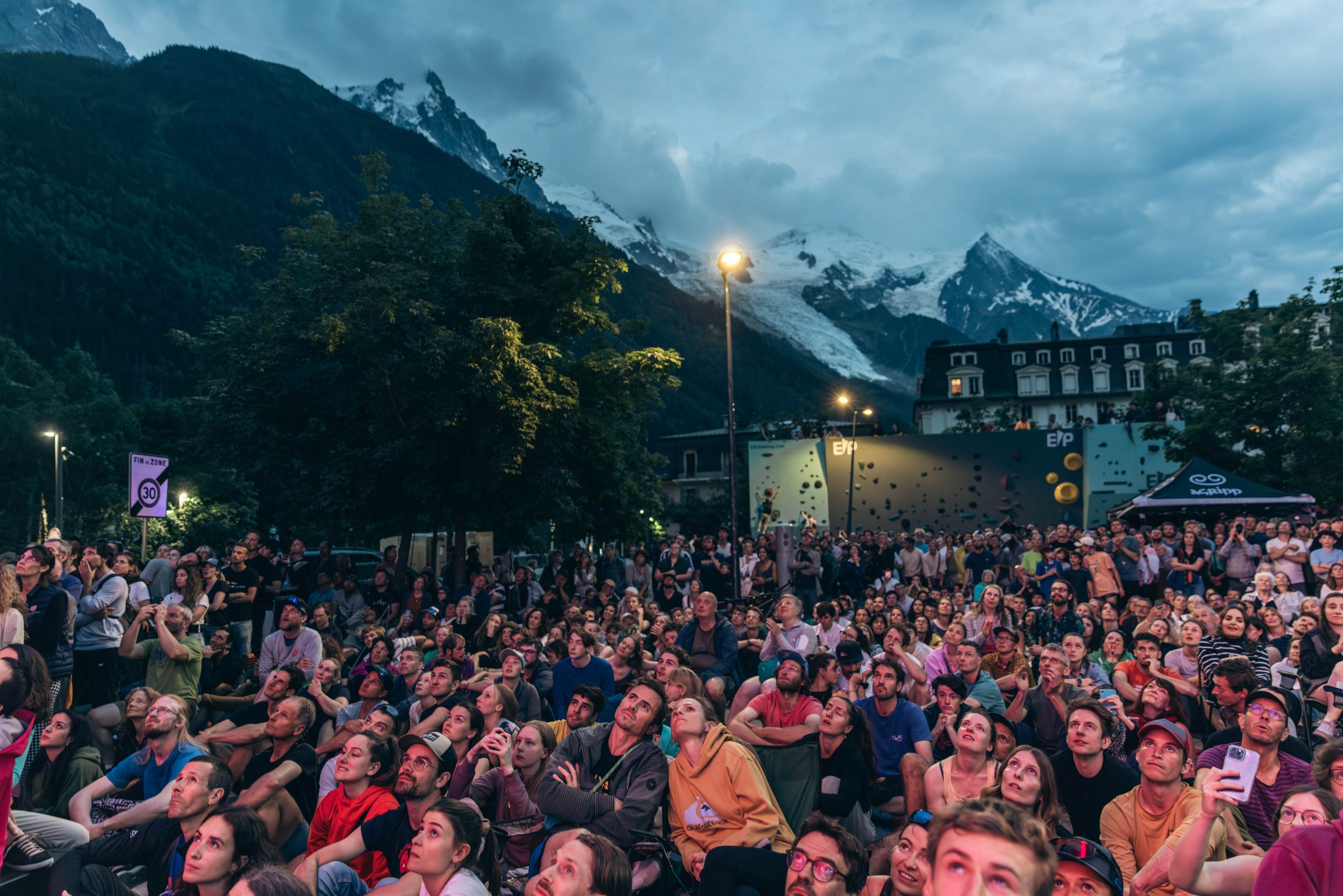 Des trains supplémentaires pour venir à Chamonix pendant la Coupe du Monde d’Escalade !