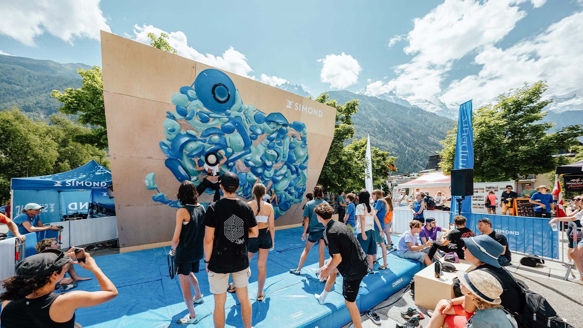 Coupe du monde de Chamonix : rejoignez le Spray Wall Club Simond !